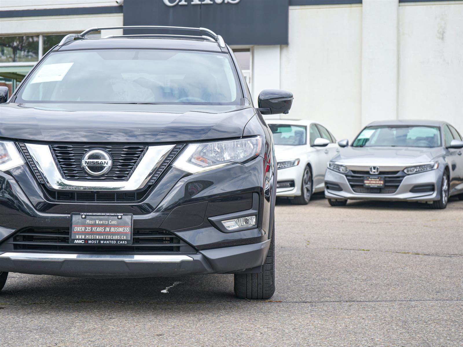 used 2018 Nissan Rogue car, priced at $19,793