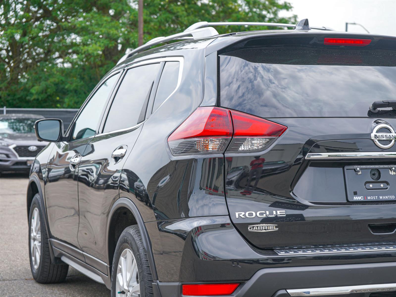 used 2018 Nissan Rogue car, priced at $19,793