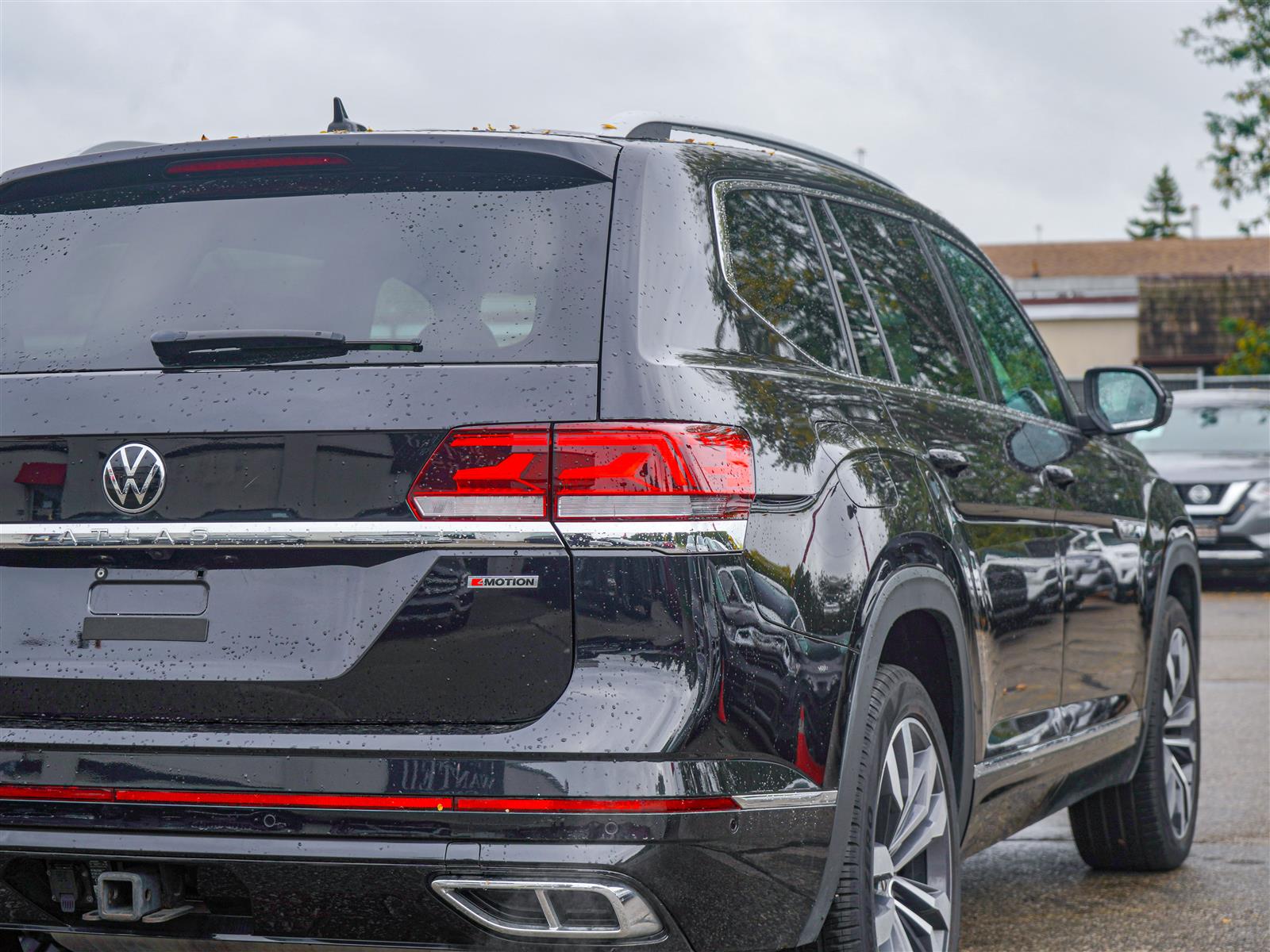 used 2022 Volkswagen Atlas car, priced at $40,991