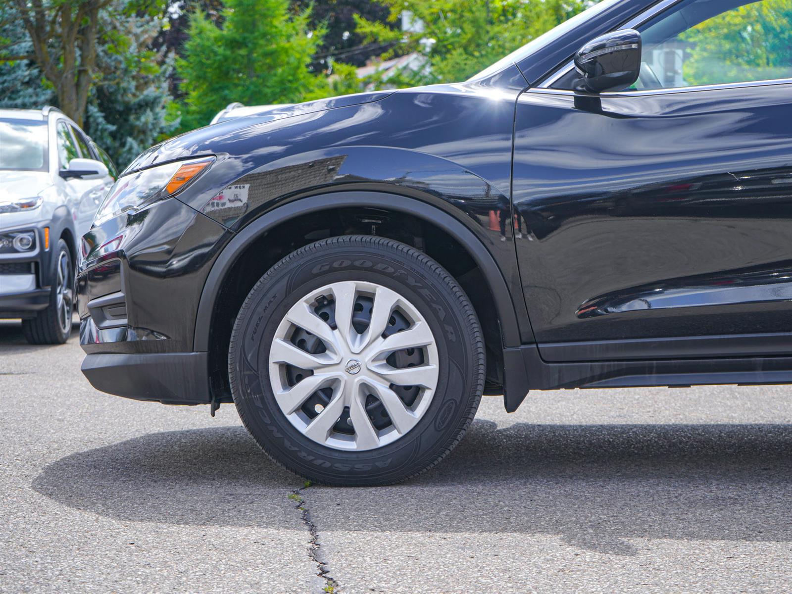 used 2019 Nissan Rogue car, priced at $17,882