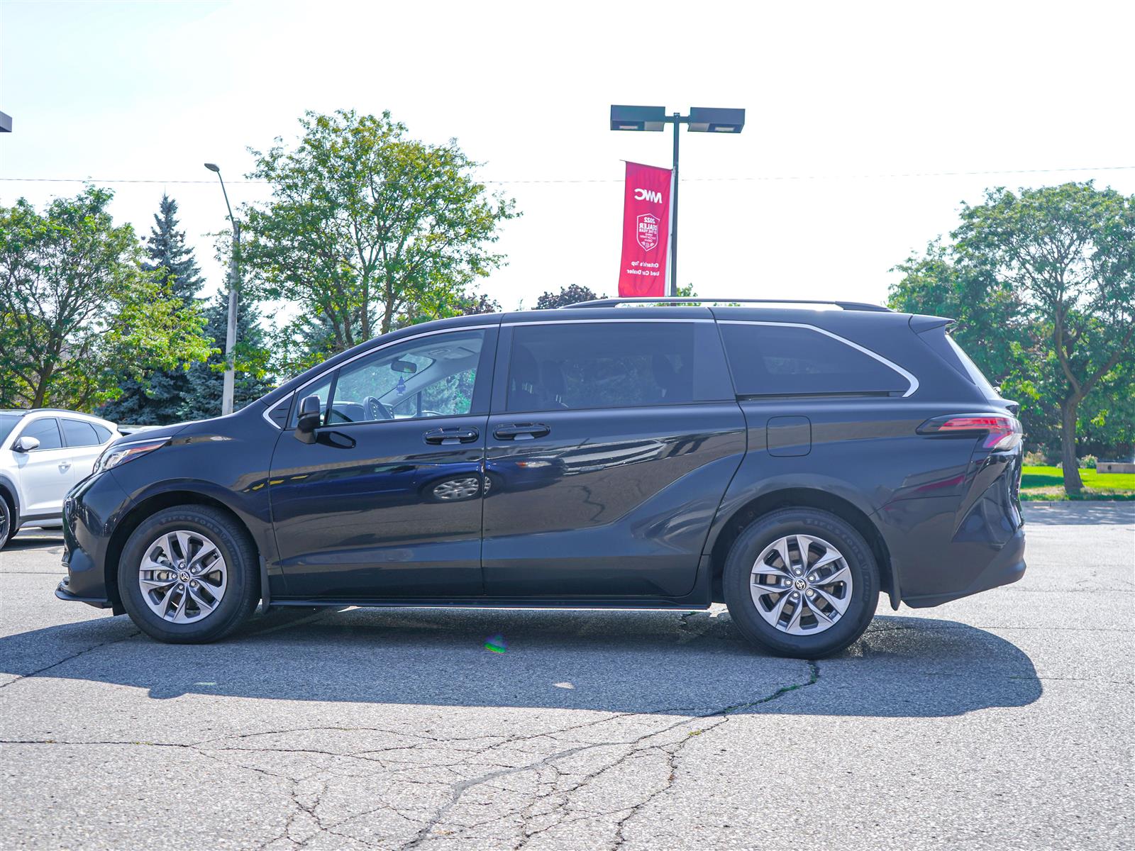 used 2022 Toyota Sienna car, priced at $47,962