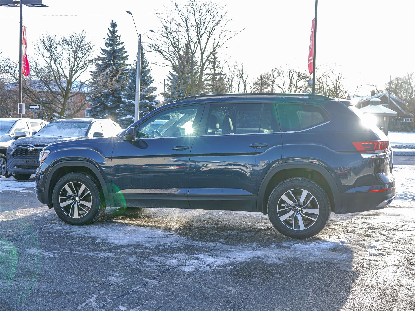 used 2022 Volkswagen Atlas car, priced at $35,491