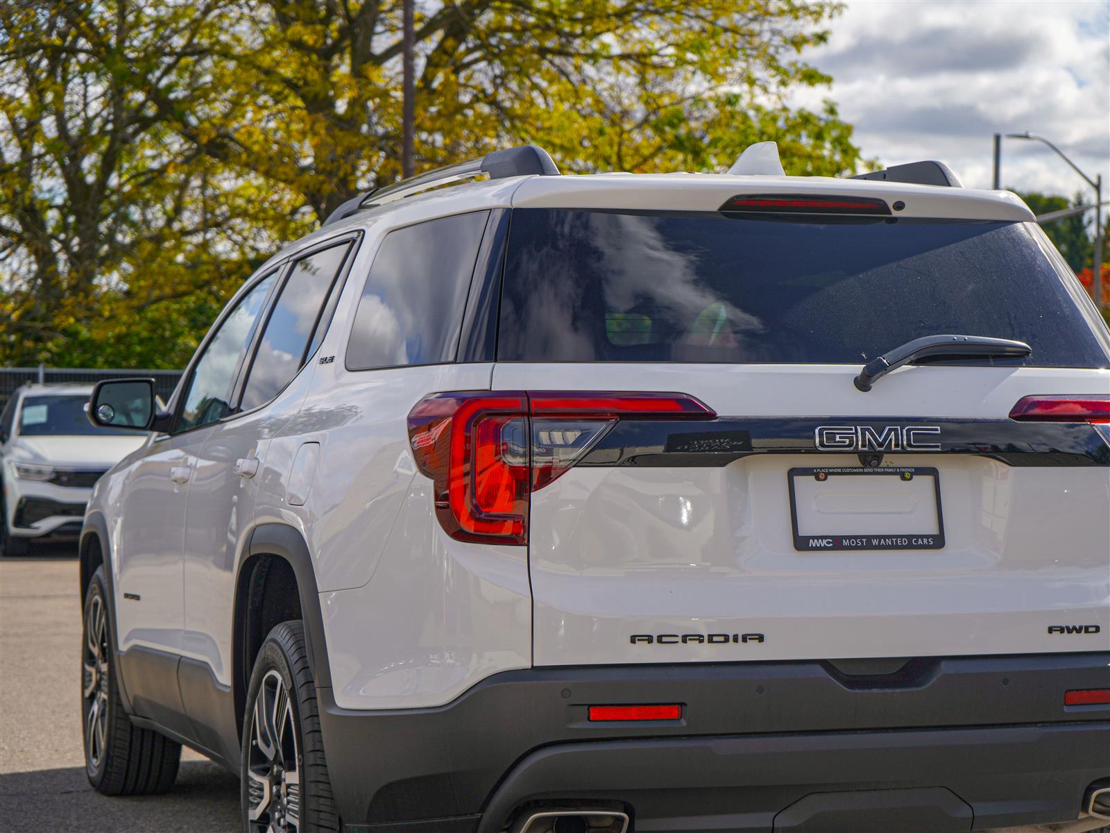 used 2021 GMC Acadia car, priced at $32,492