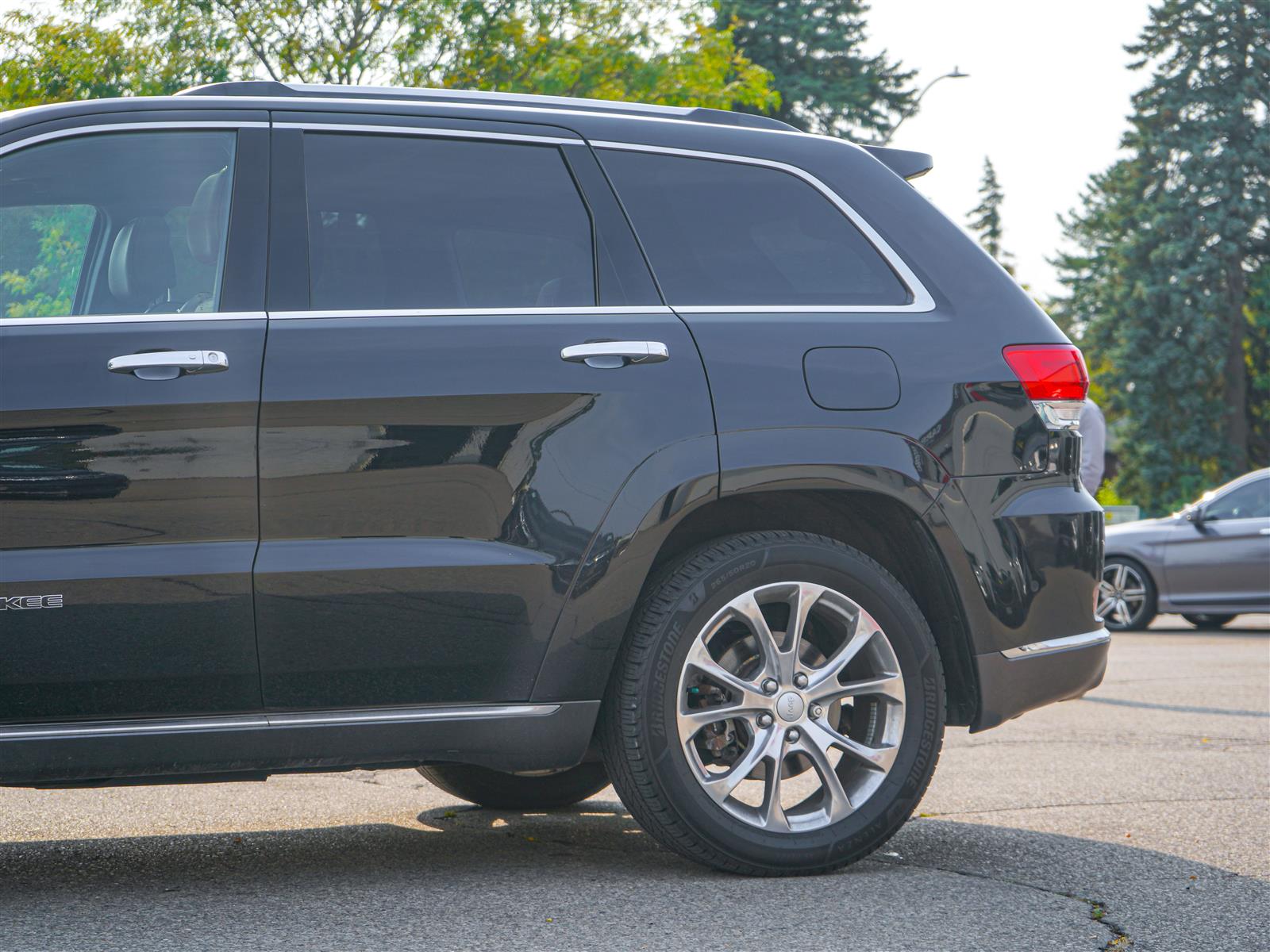 used 2019 Jeep Grand Cherokee car, priced at $29,963