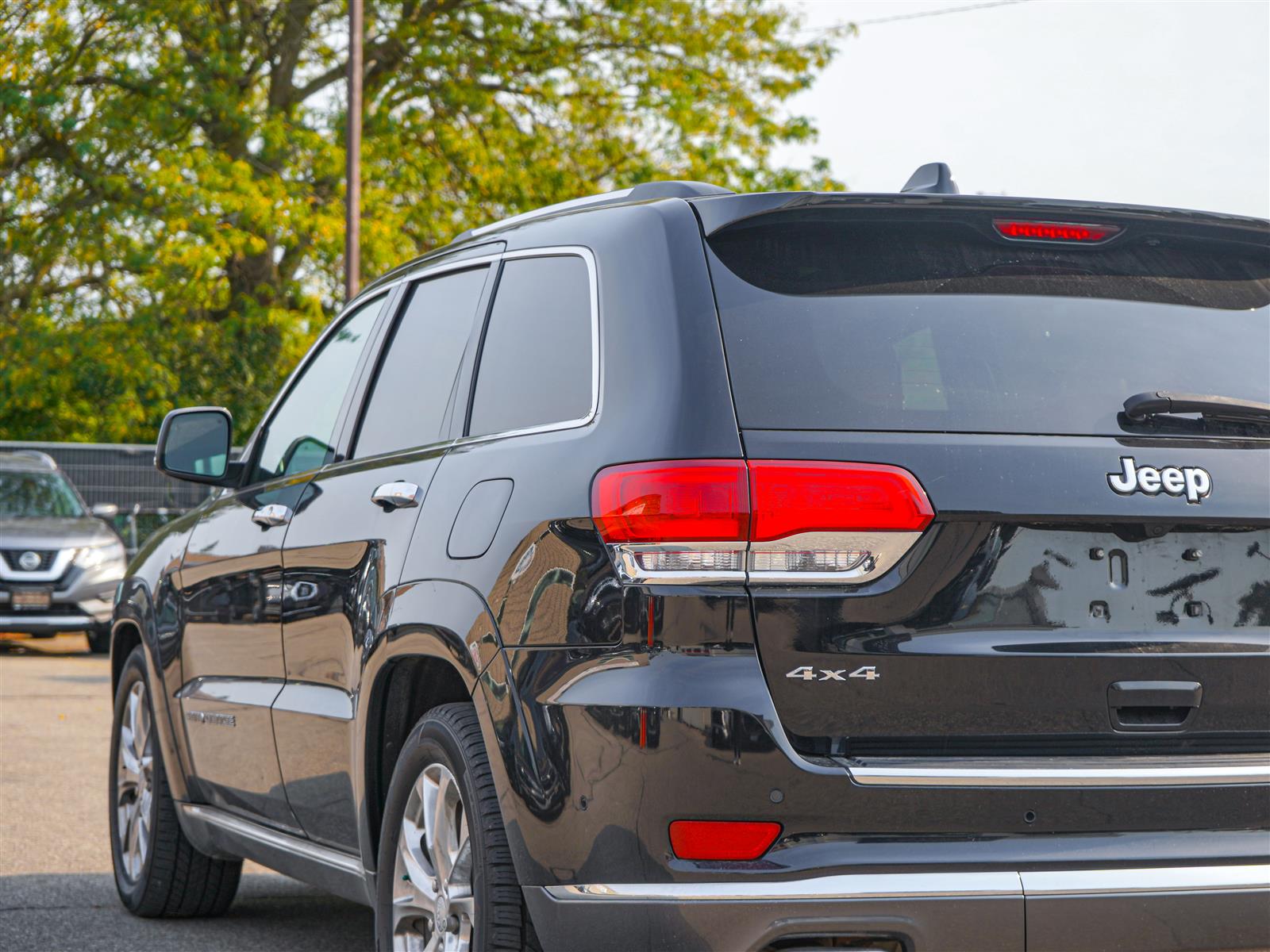 used 2019 Jeep Grand Cherokee car, priced at $29,963