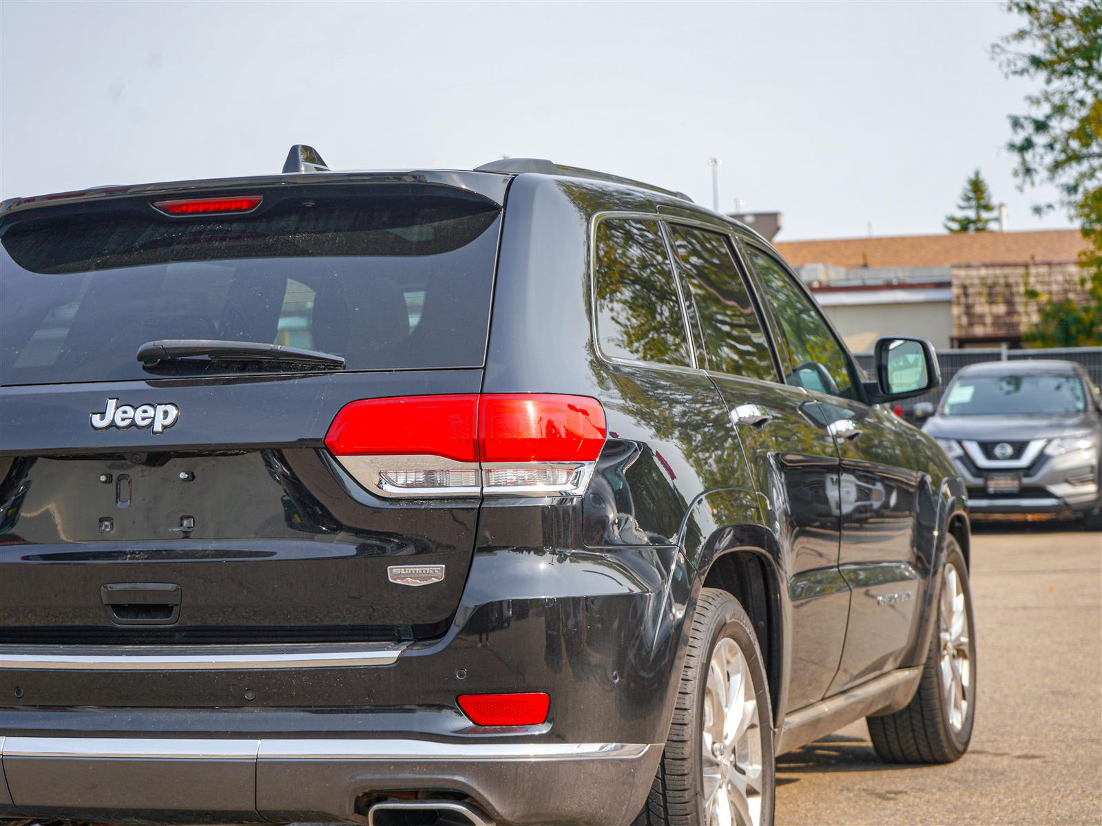 used 2019 Jeep Grand Cherokee car, priced at $29,963