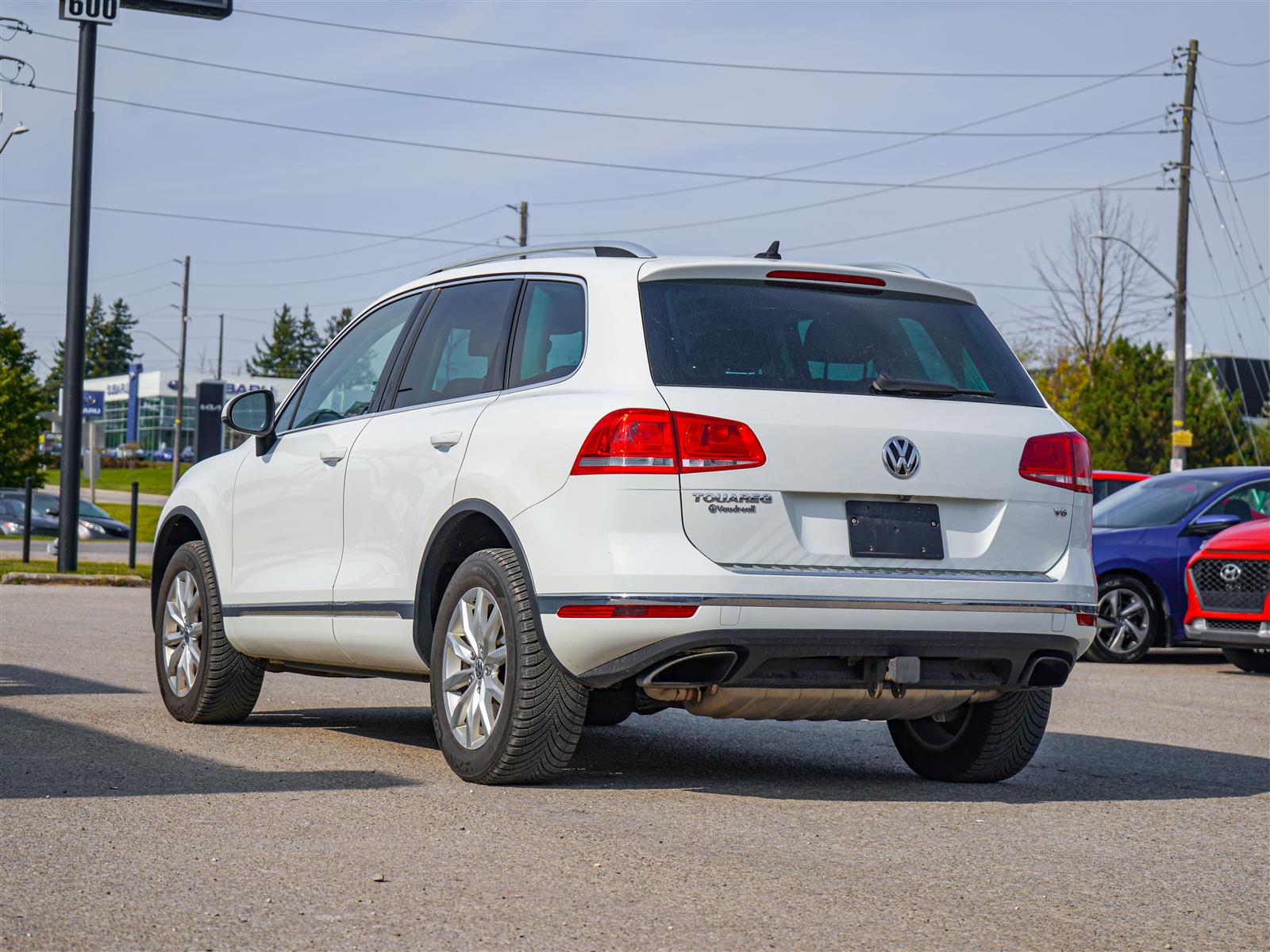 used 2017 Volkswagen Touareg car, priced at $22,494