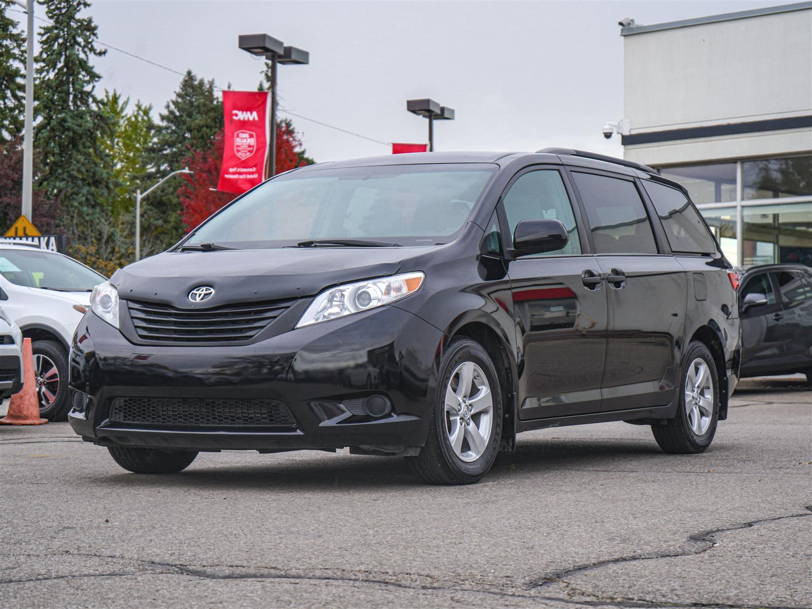 used 2017 Toyota Sienna car, priced at $24,464