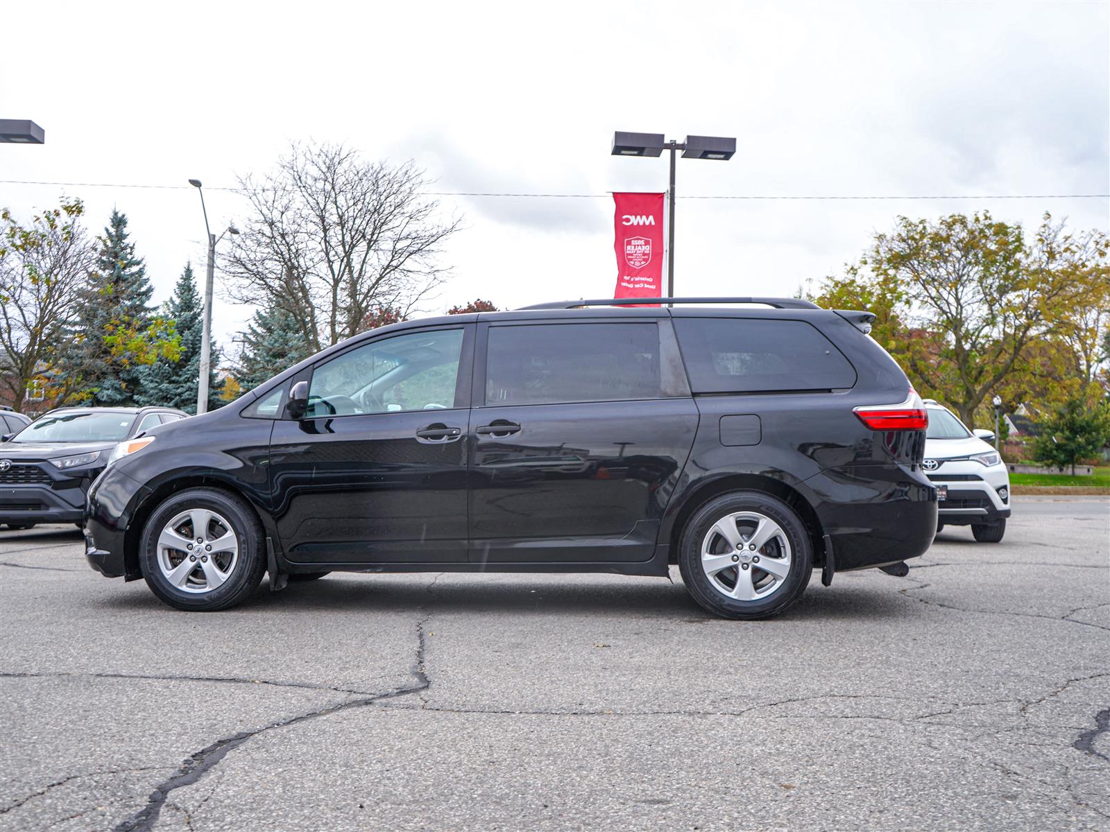 used 2017 Toyota Sienna car, priced at $24,464