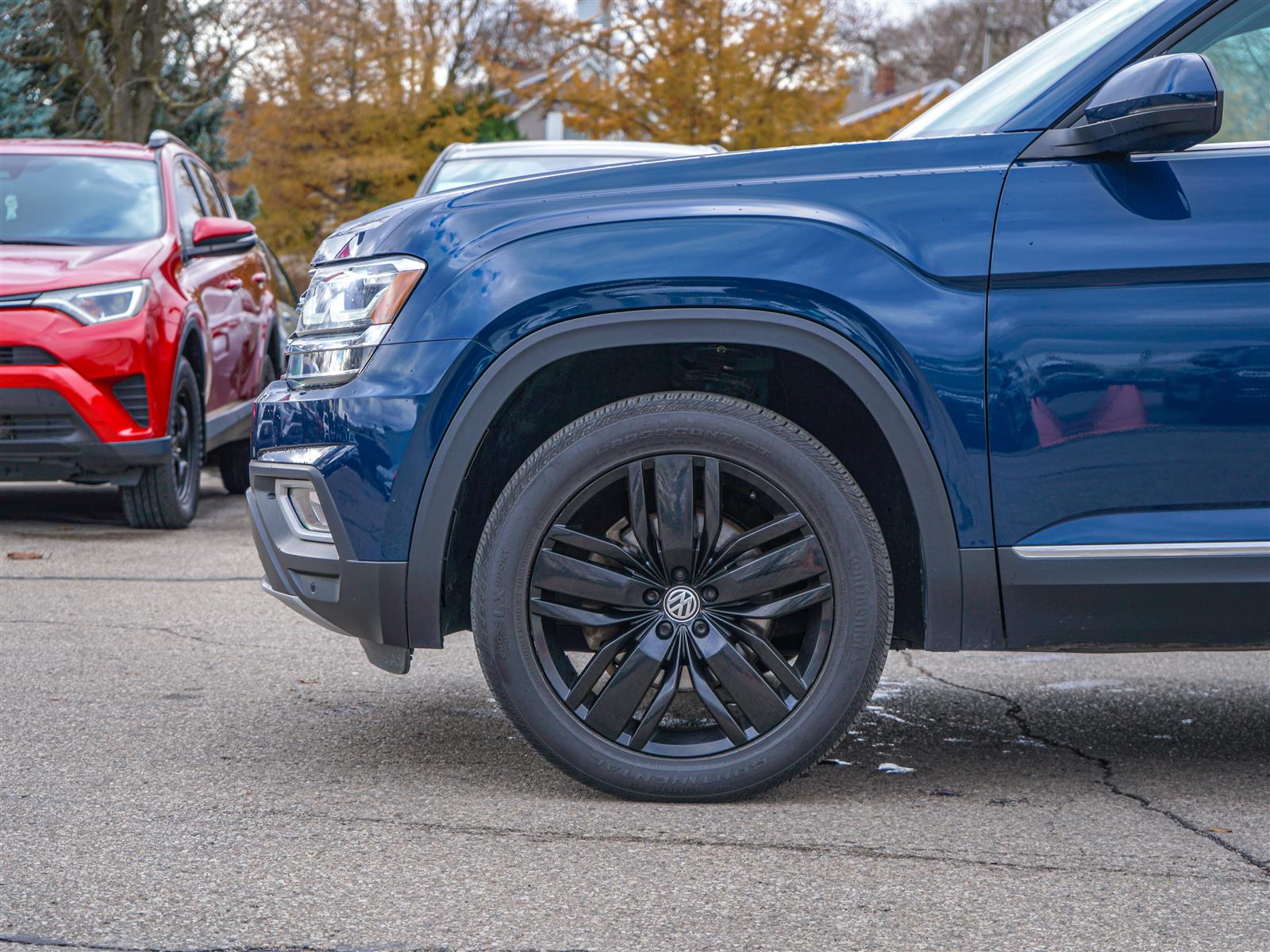 used 2018 Volkswagen Atlas car, priced at $30,792