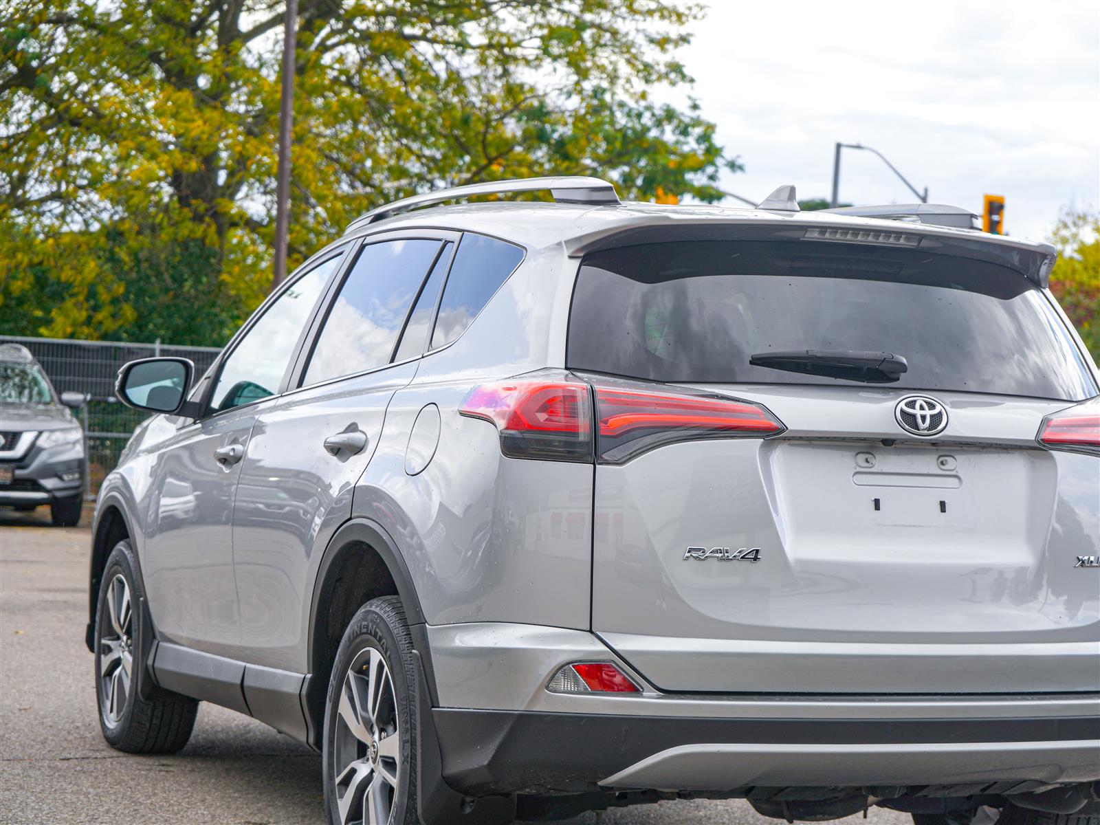 used 2018 Toyota RAV4 car, priced at $22,984