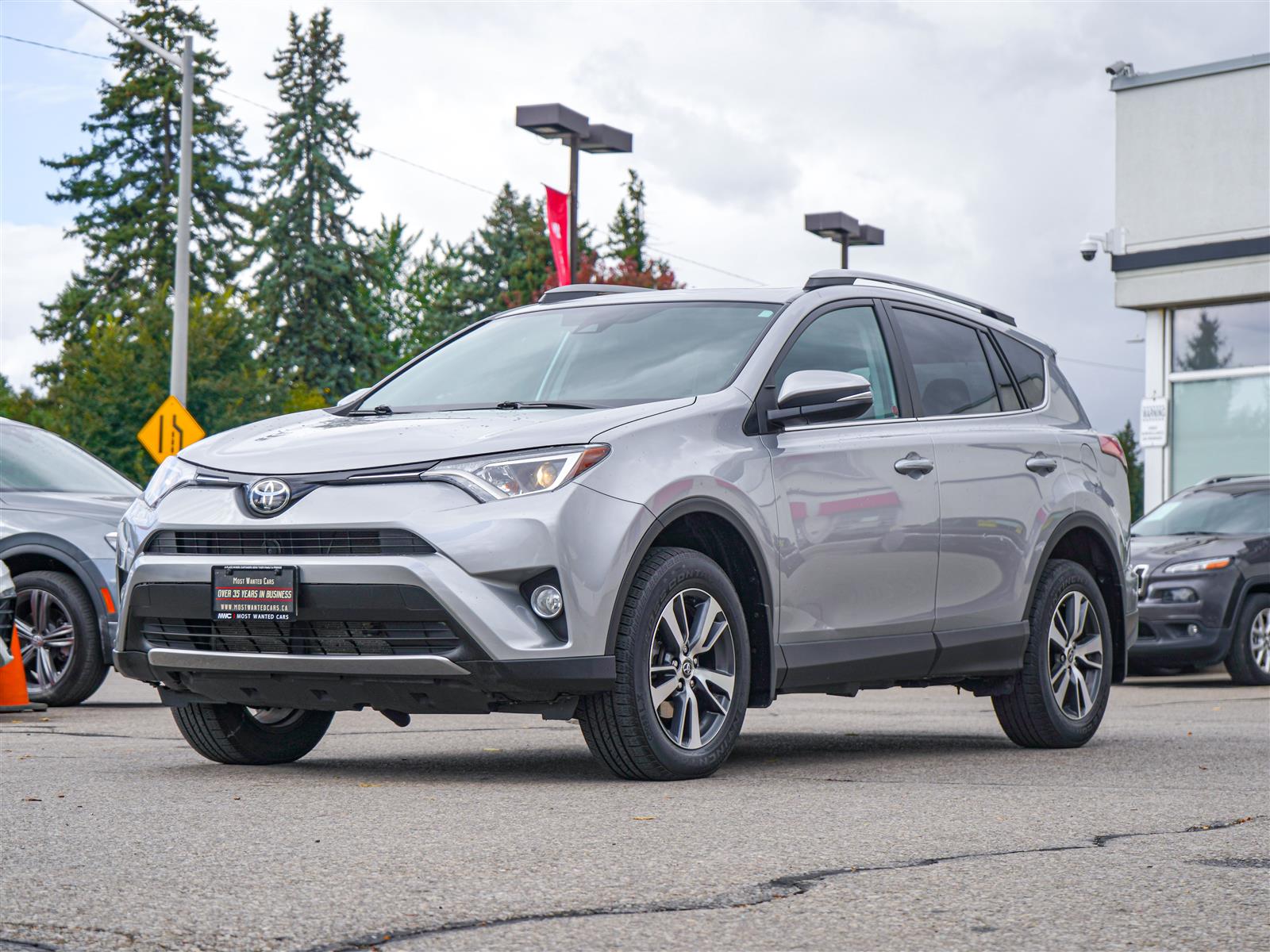 used 2018 Toyota RAV4 car, priced at $22,984