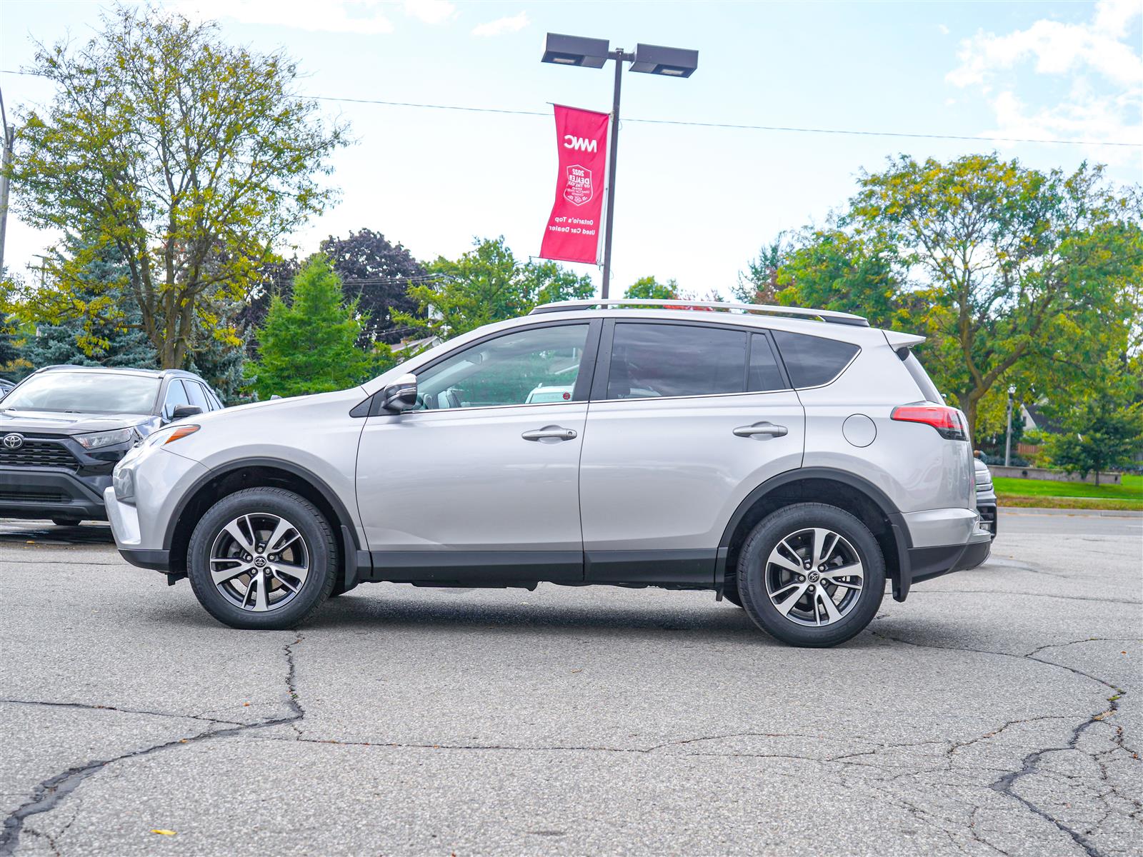 used 2018 Toyota RAV4 car, priced at $22,984