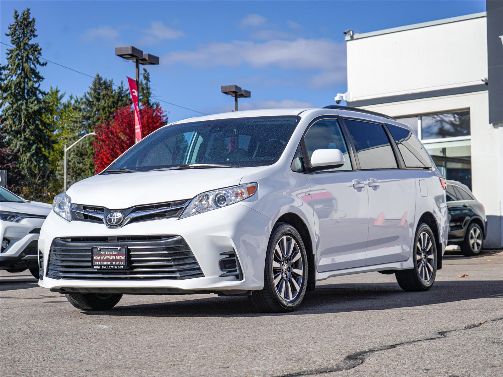 used 2020 Toyota Sienna car, priced at $28,963