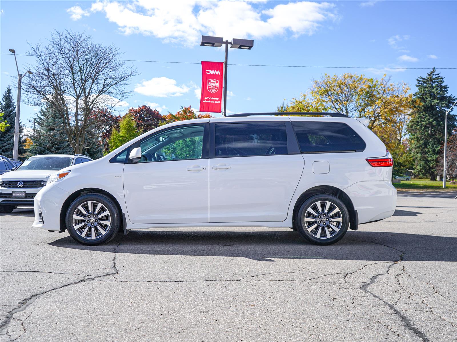 used 2020 Toyota Sienna car, priced at $28,963