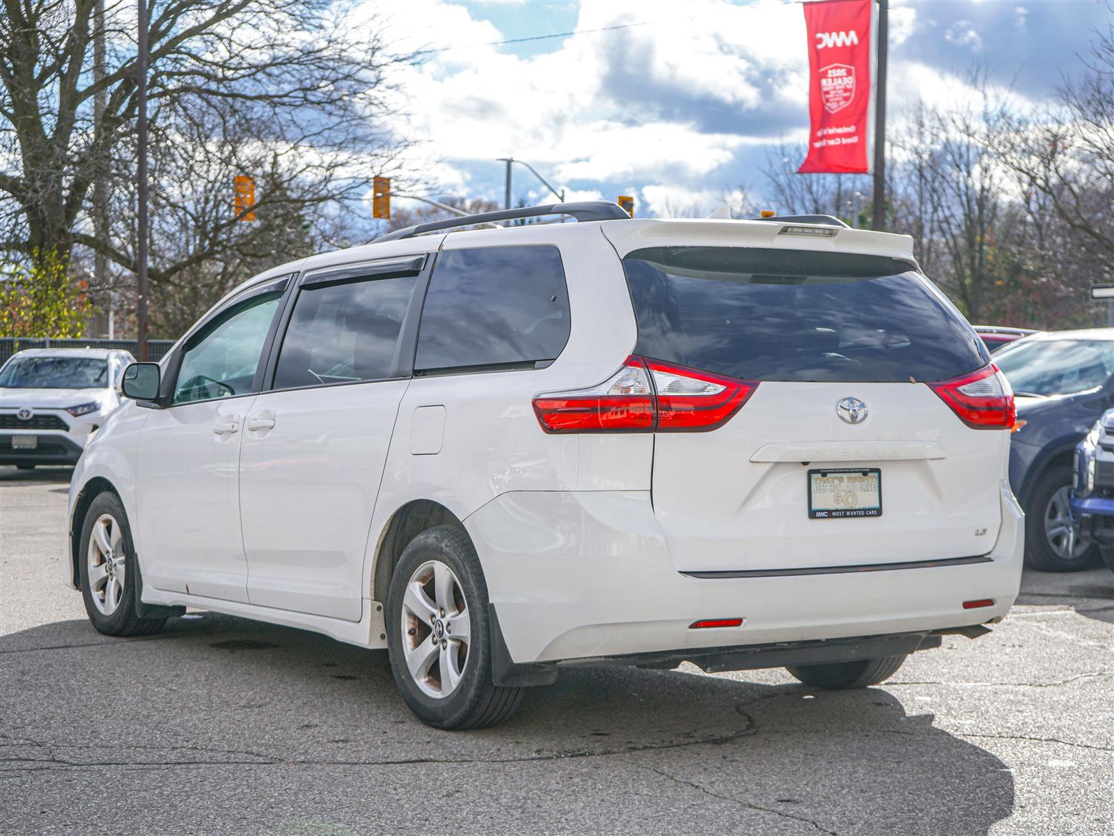 used 2018 Toyota Sienna car, priced at $28,892