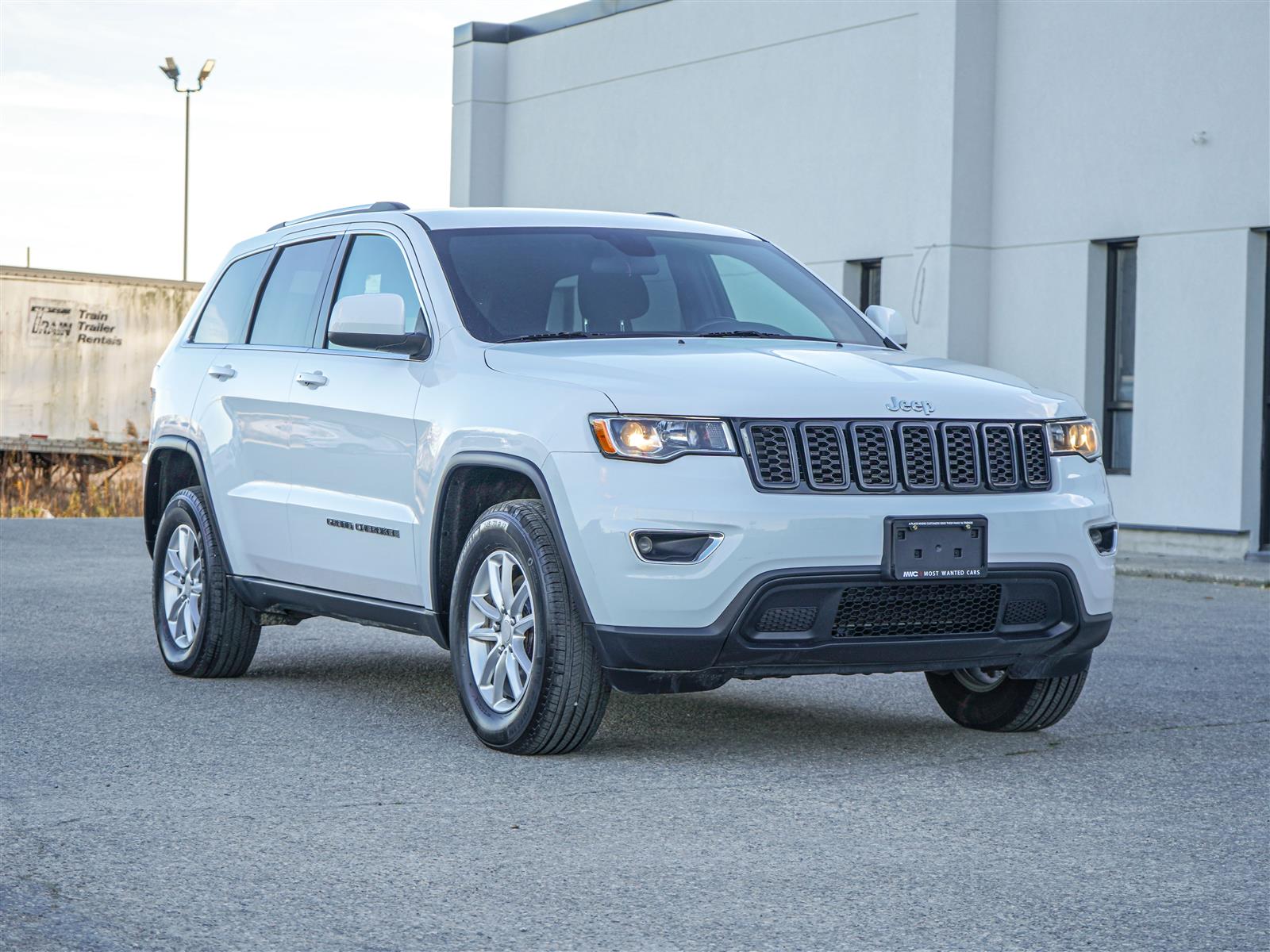 used 2020 Jeep Grand Cherokee car, priced at $27,492