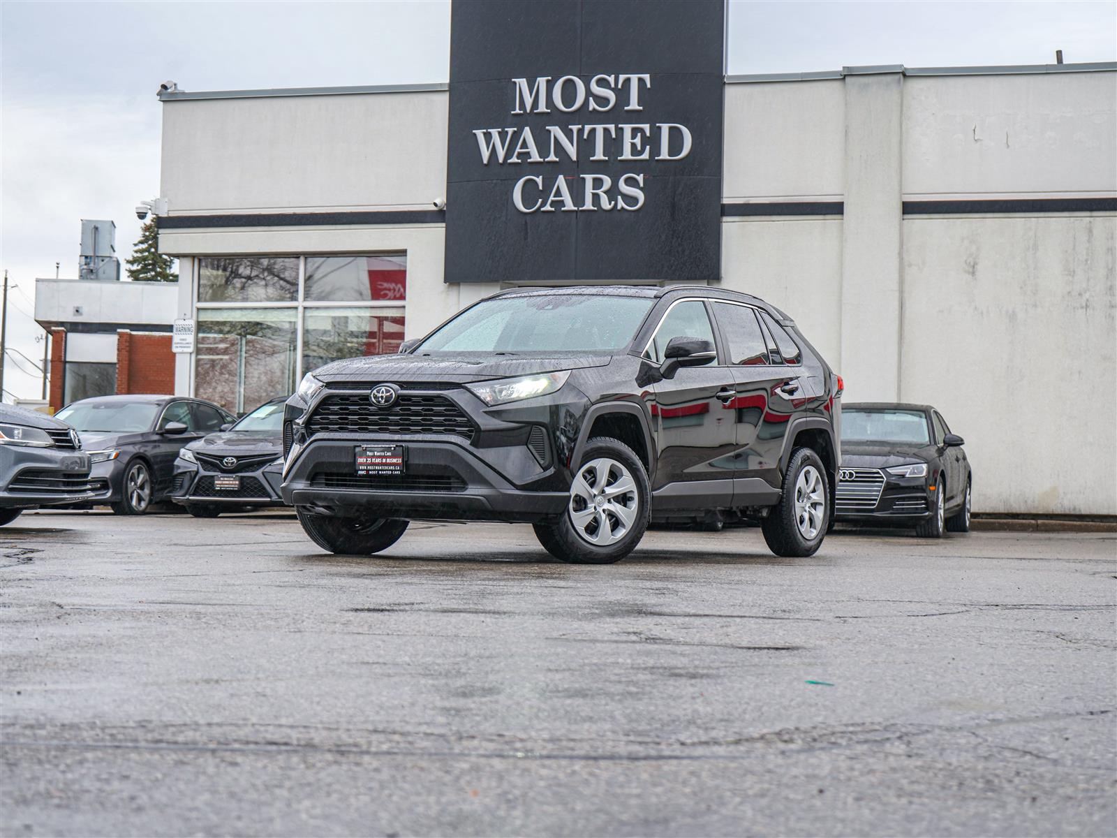 used 2020 Toyota RAV4 car, priced at $27,492