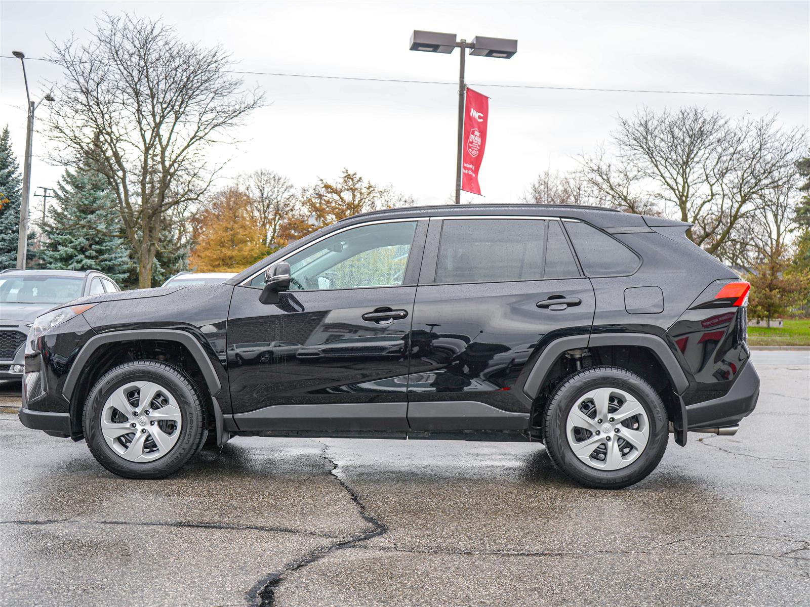 used 2020 Toyota RAV4 car, priced at $27,492