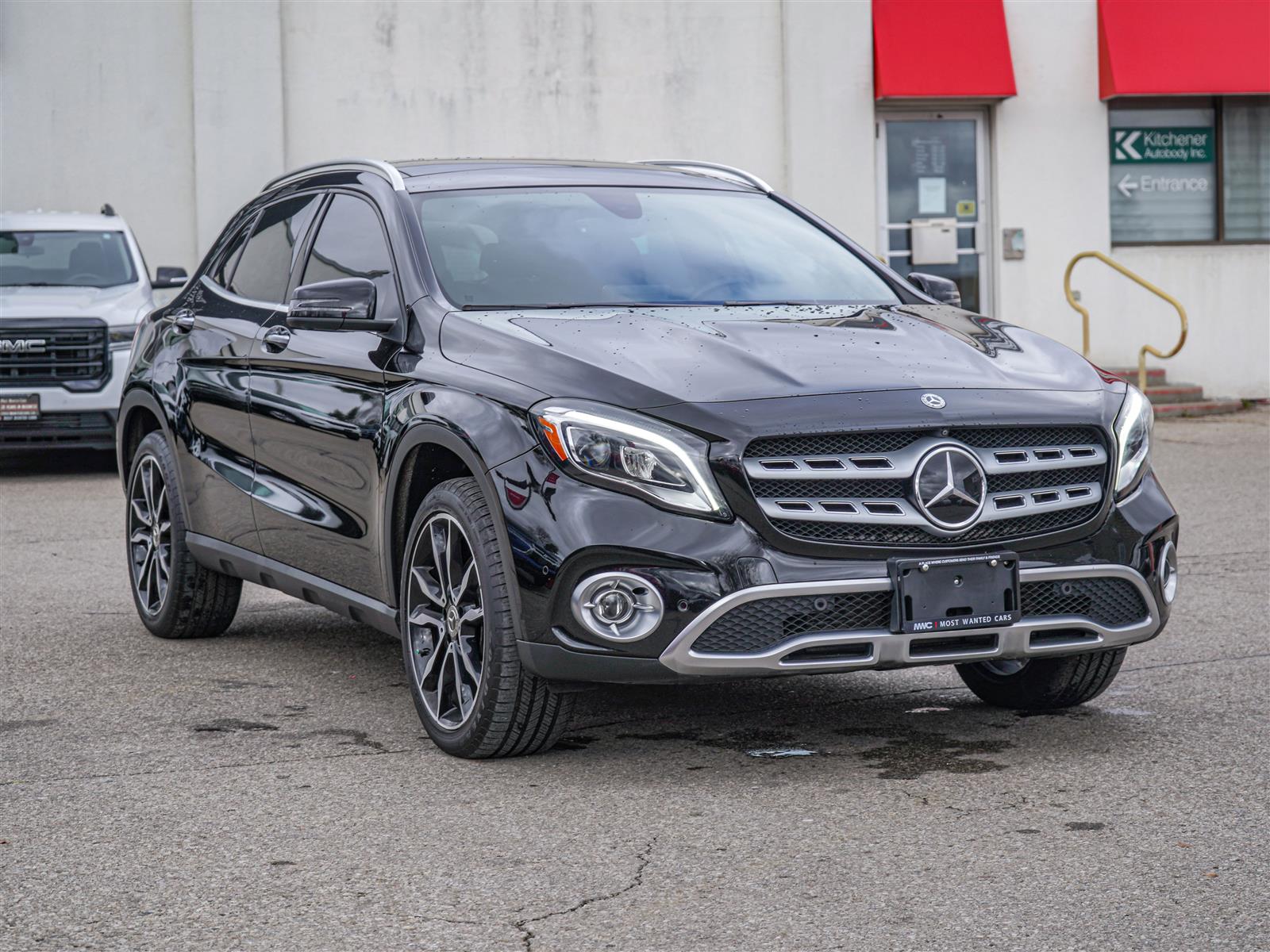 used 2020 Mercedes-Benz GLA 250 car, priced at $28,962