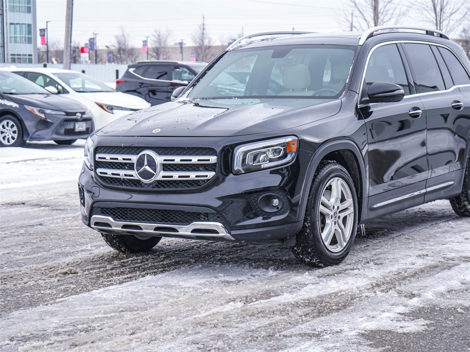 used 2020 Mercedes-Benz GLB 250 car, priced at $30,352