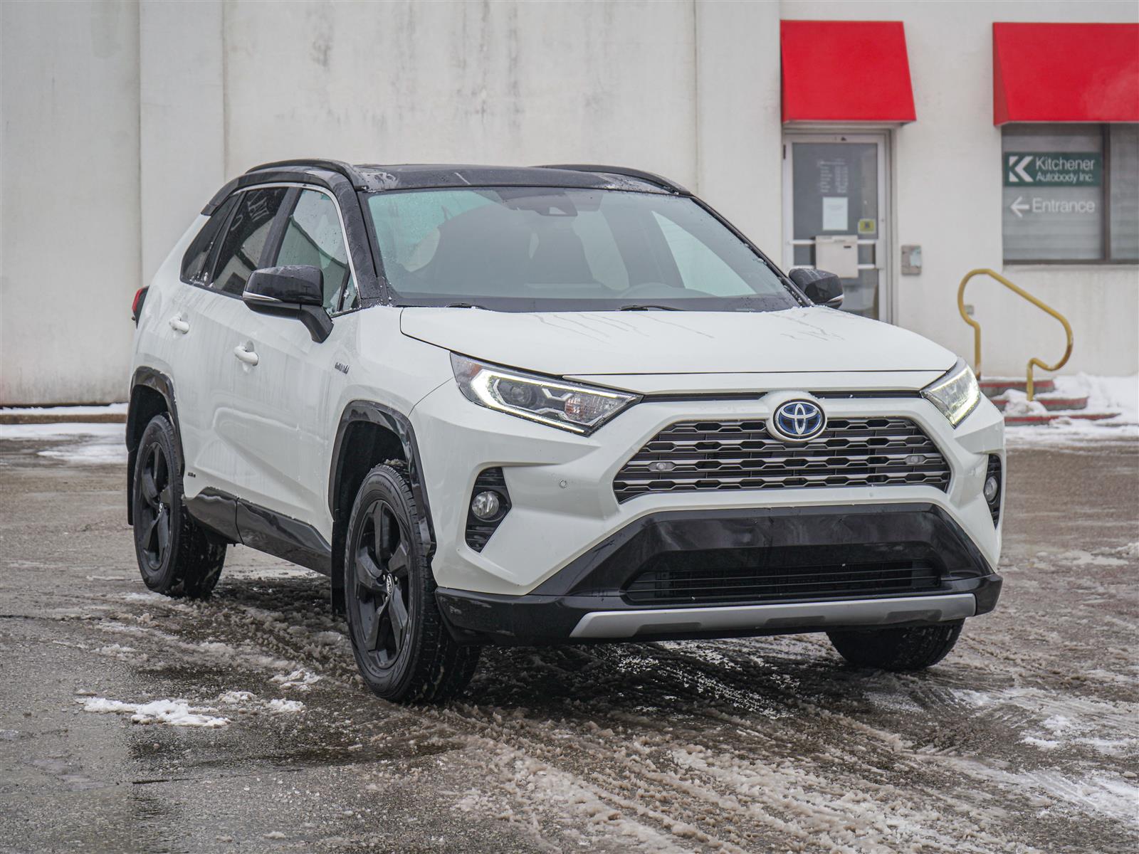 used 2019 Toyota RAV4 car, priced at $31,763