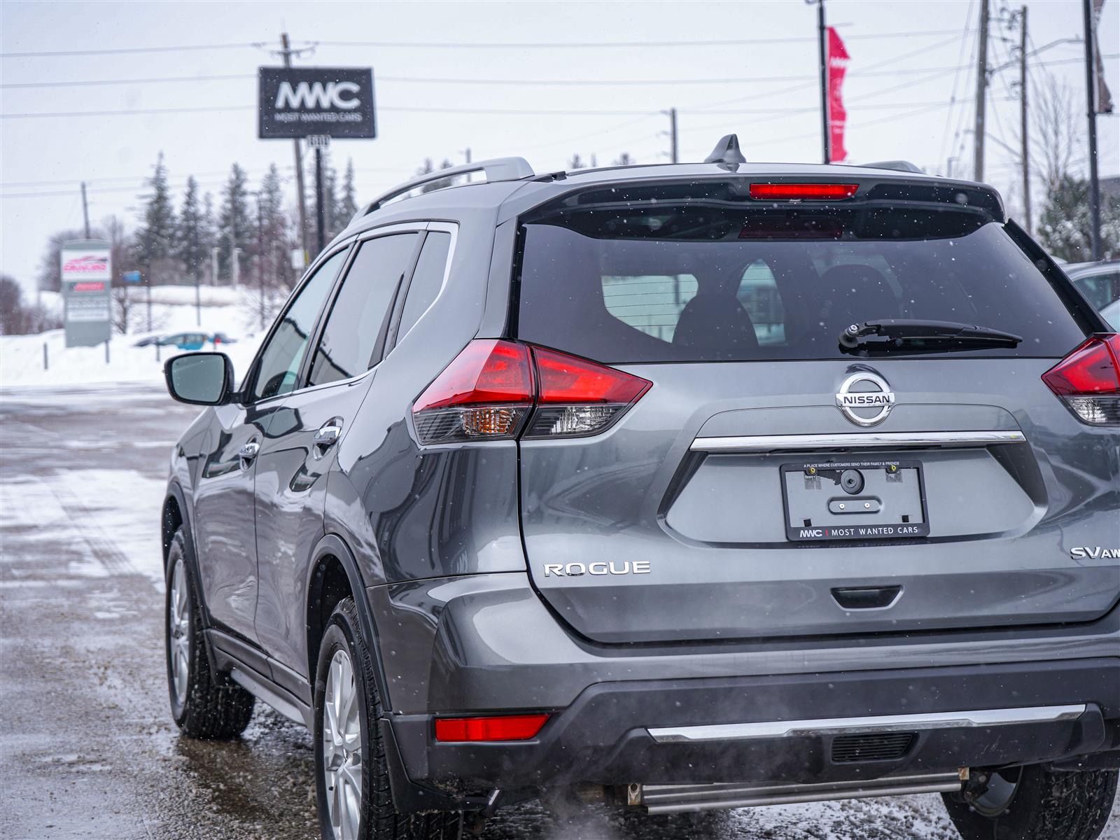 used 2018 Nissan Rogue car, priced at $16,492