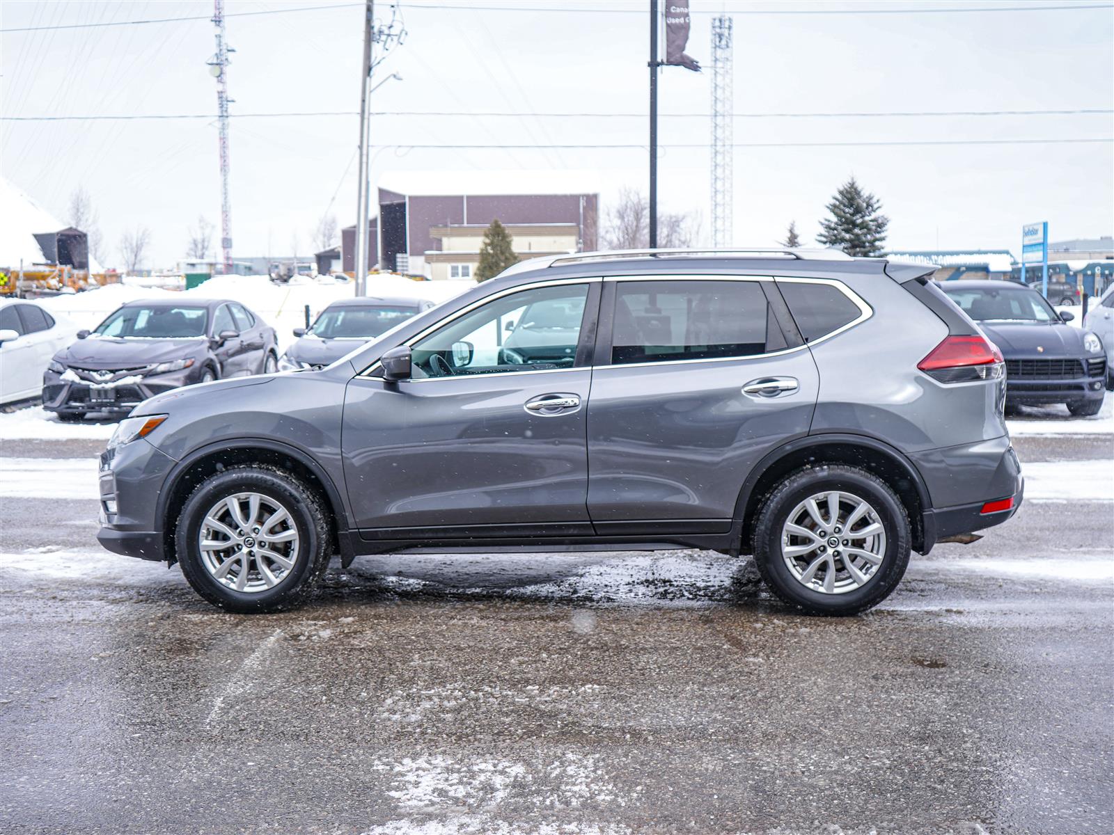 used 2018 Nissan Rogue car, priced at $16,492